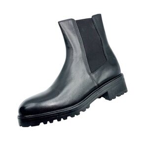 NWT. Massimo Dutti Black Leather Flat Chelsea Boots with Track Sole. Size 10.